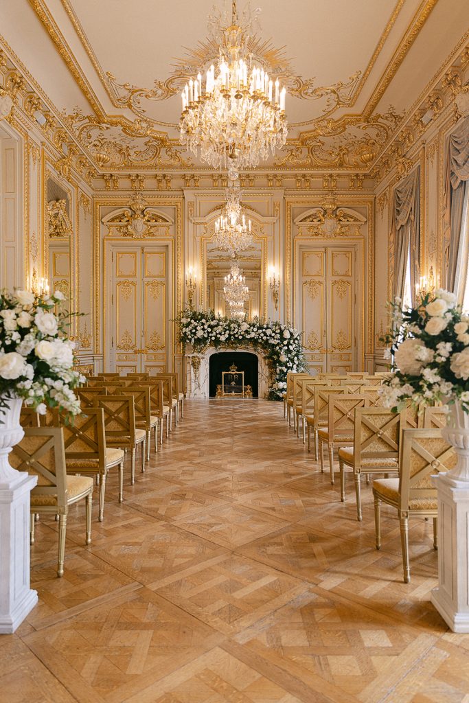 Civil registration wedding ceremony in Budapest